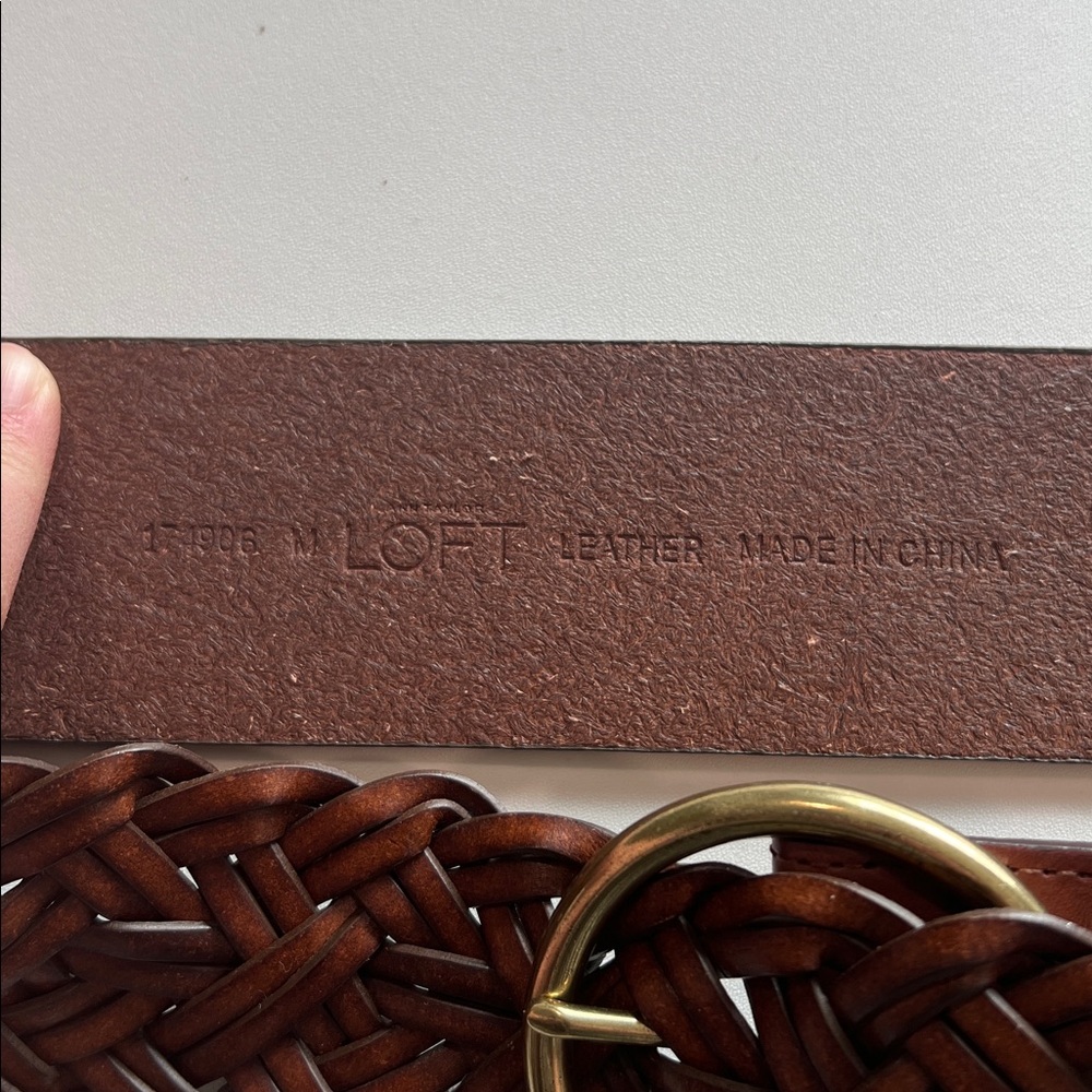 LOFT - M, Brown Leather Braided Belt with Brass Buckle - Picture 4 of 7